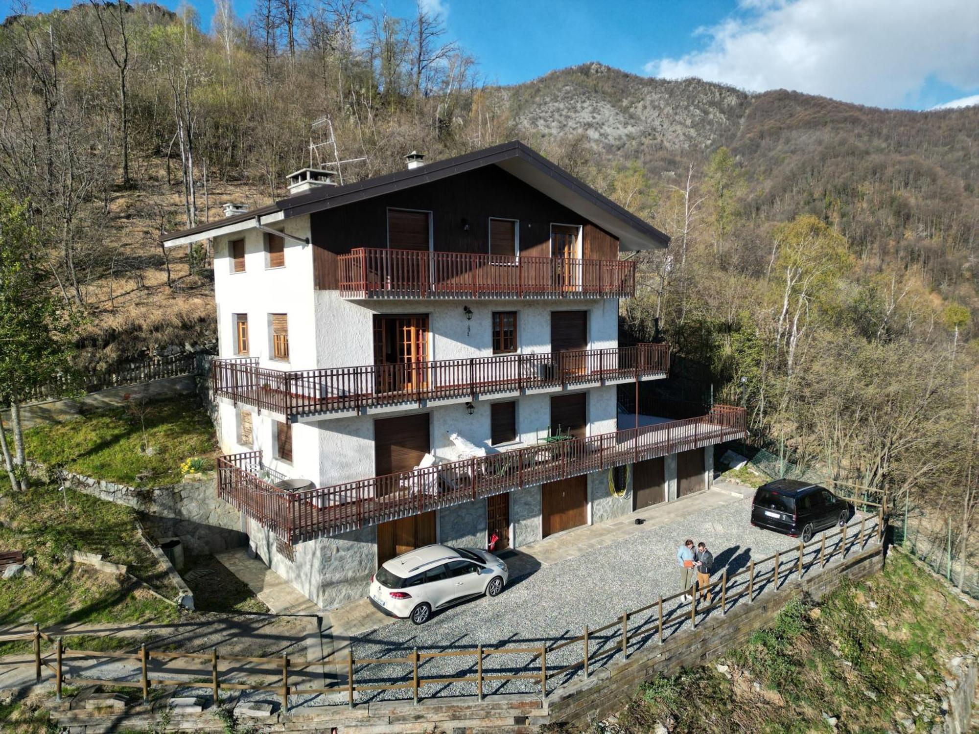 Gold Cave Casa Vacanze Relax Nel Bosco Appartamenti Pessinetto Экстерьер фото